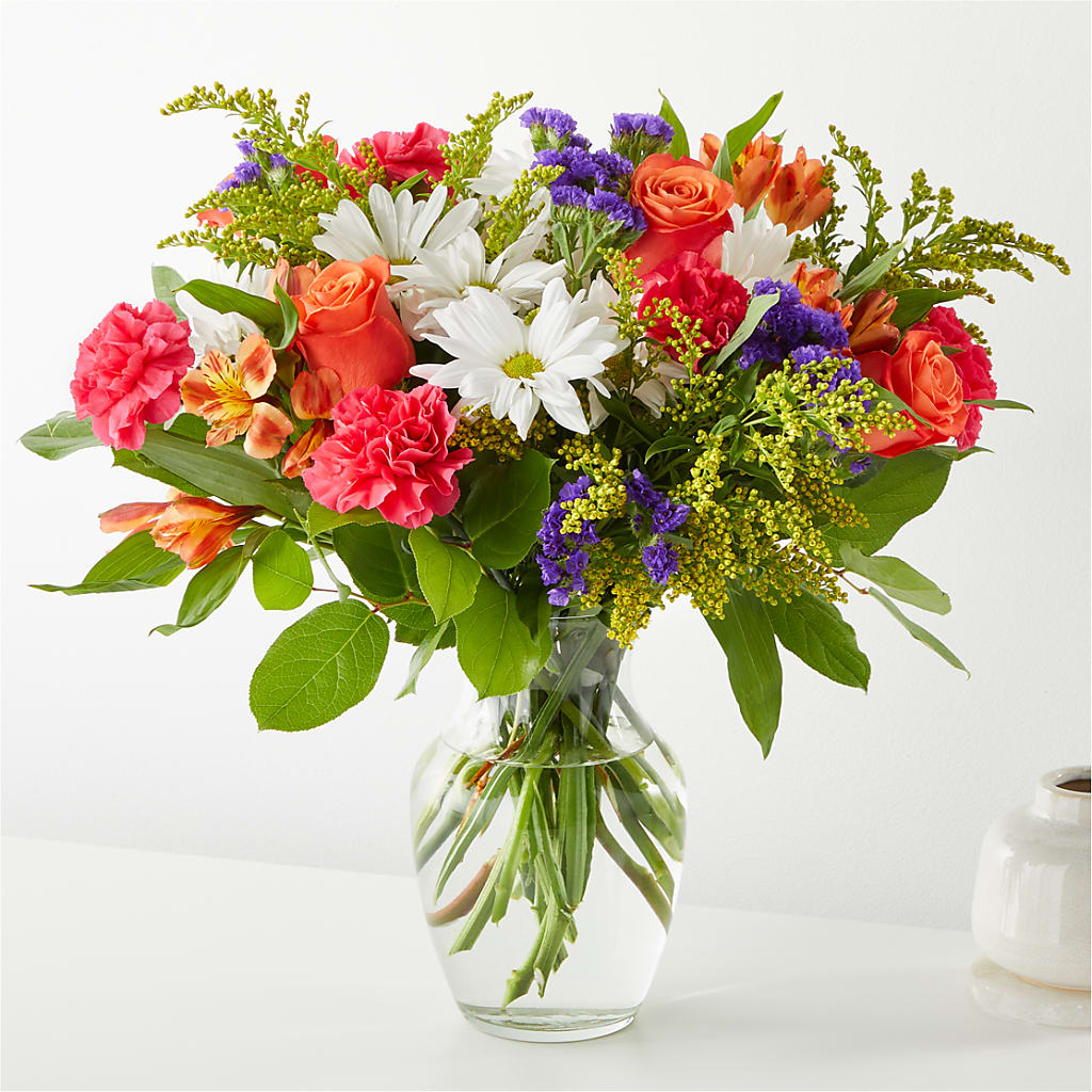 Oopsie Daisy Bouquet – Coach House Floral Inc, Canal Fulton OH