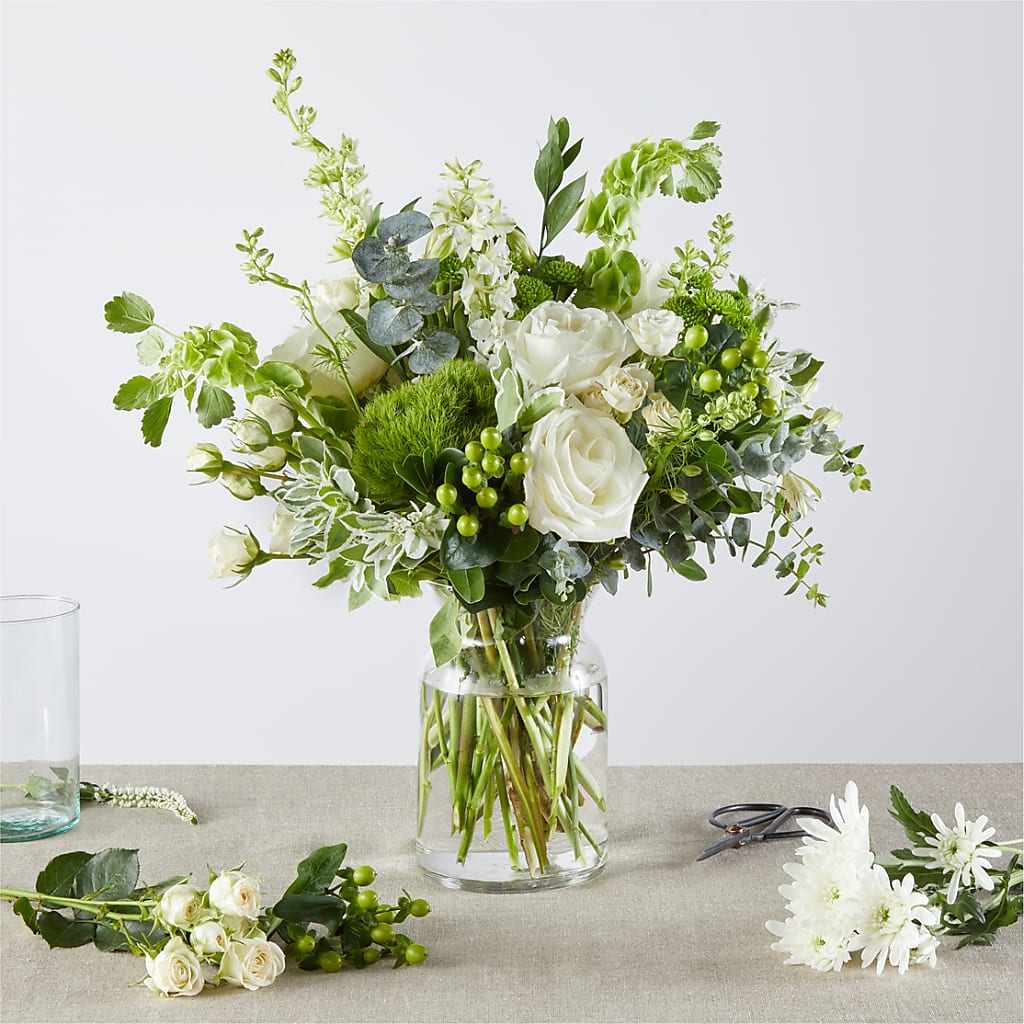 Irish Garden - A Florist Original – Coach House Floral Inc, Canal Fulton OH