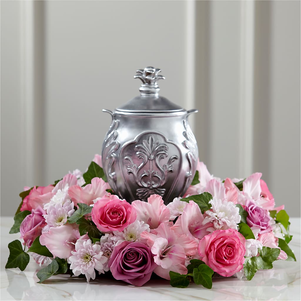 Glorious Tribute Arrangement – Coach House Floral Inc, Canal Fulton OH