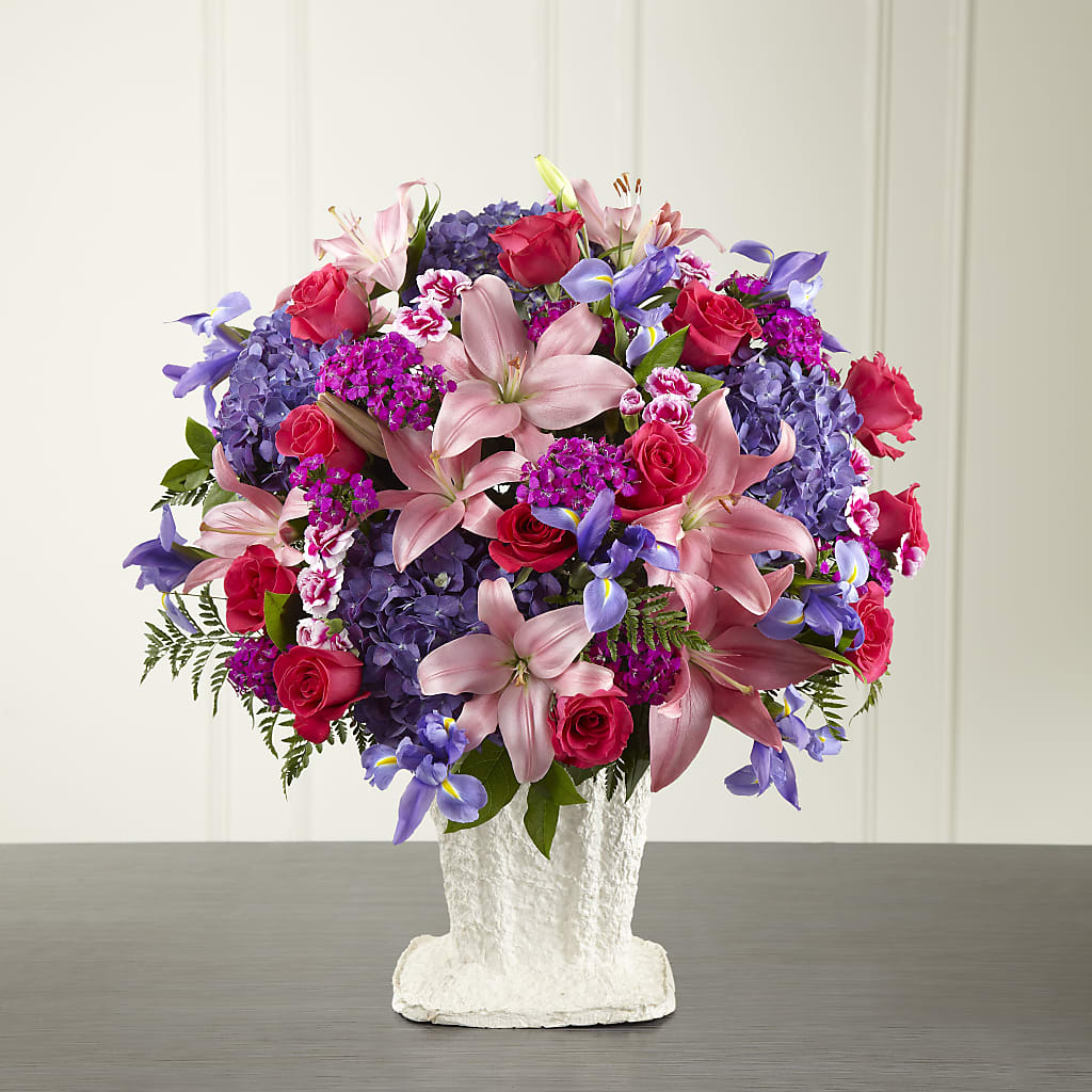 We Fondly Remember Arrangement – Coach House Floral Inc, Canal Fulton OH