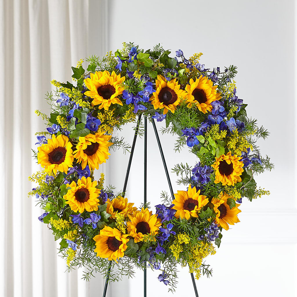 Bright Rays Wreath – Coach House Floral Inc, Canal Fulton OH