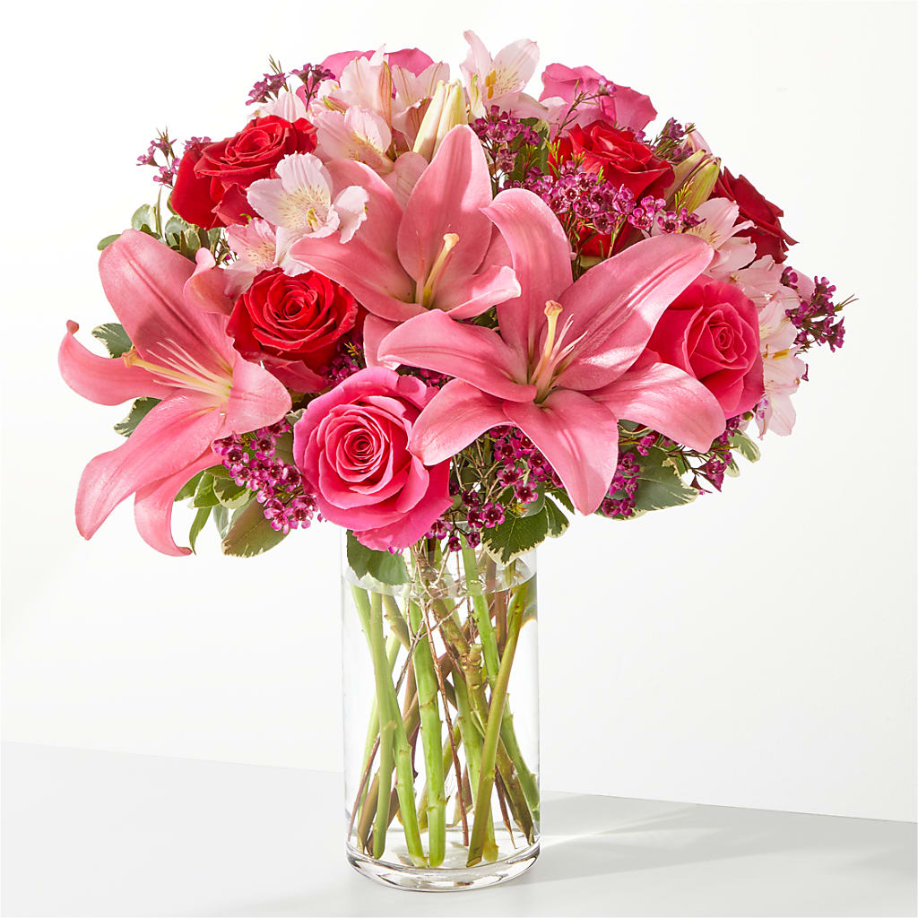 Lucky in Love Bouquet – Coach House Floral Inc, Canal Fulton OH