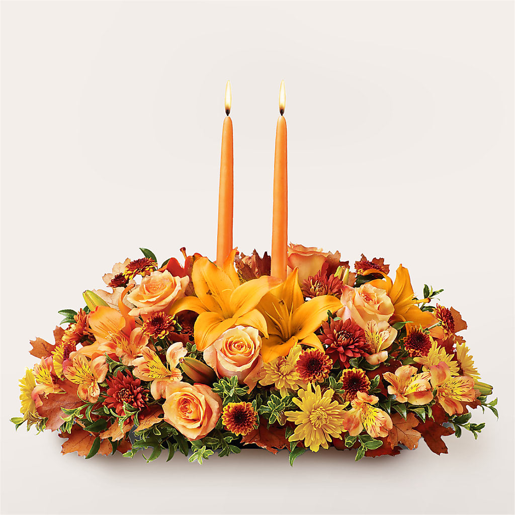Traditions Centerpiece – Coach House Floral Inc, Canal Fulton OH
