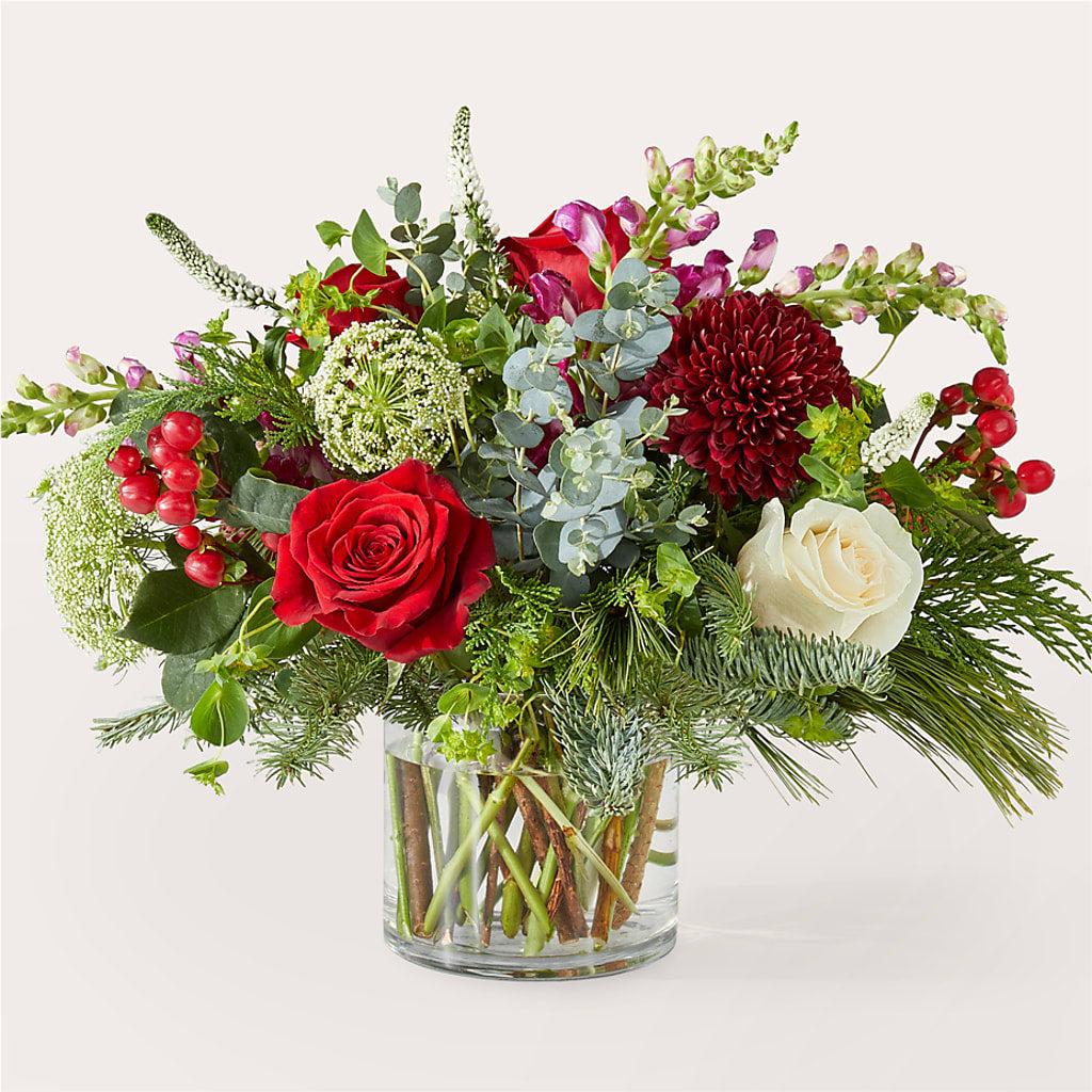 Cranberry Fizz Bouquet – Coach House Floral Inc, Canal Fulton OH