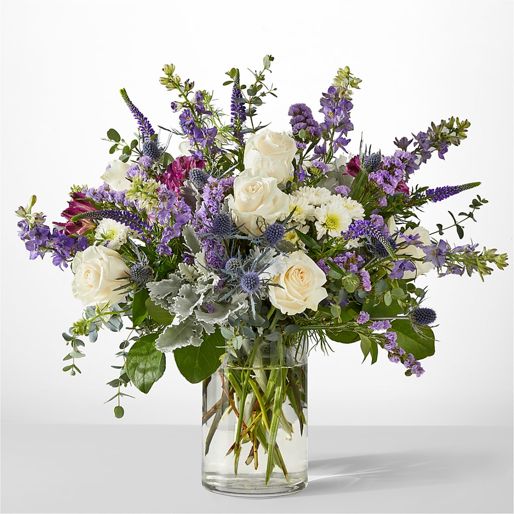 Shooting Star Bouquet – Coach House Floral Inc, Canal Fulton OH