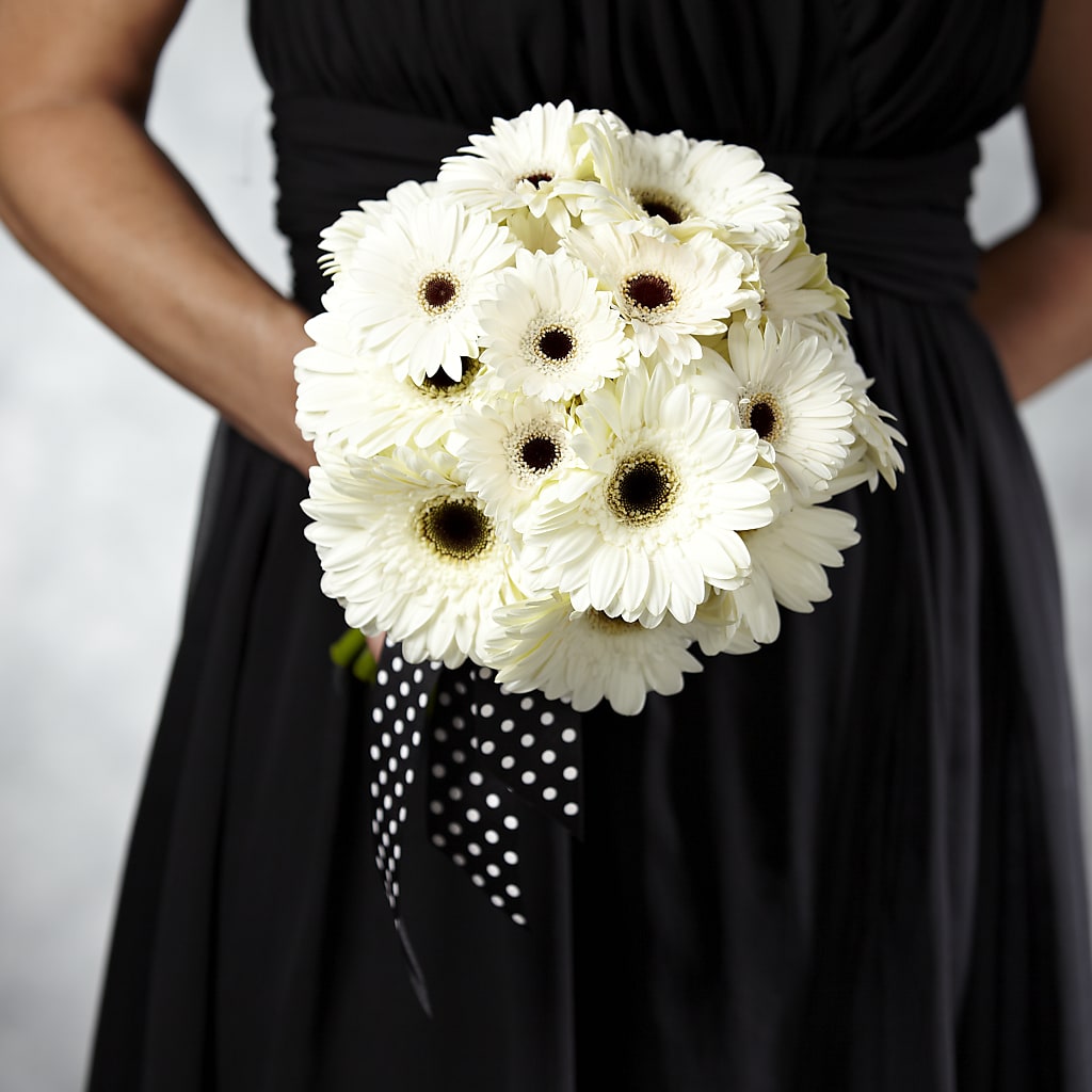 Daisy Delight Bouquet – Coach House Floral Inc, Canal Fulton OH