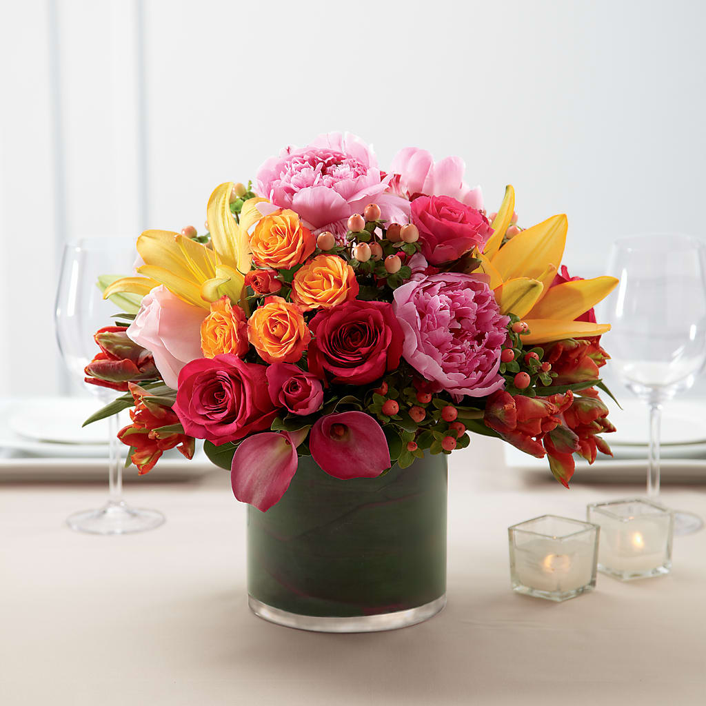 Color Mix Arrangement – Coach House Floral Inc, Canal Fulton OH
