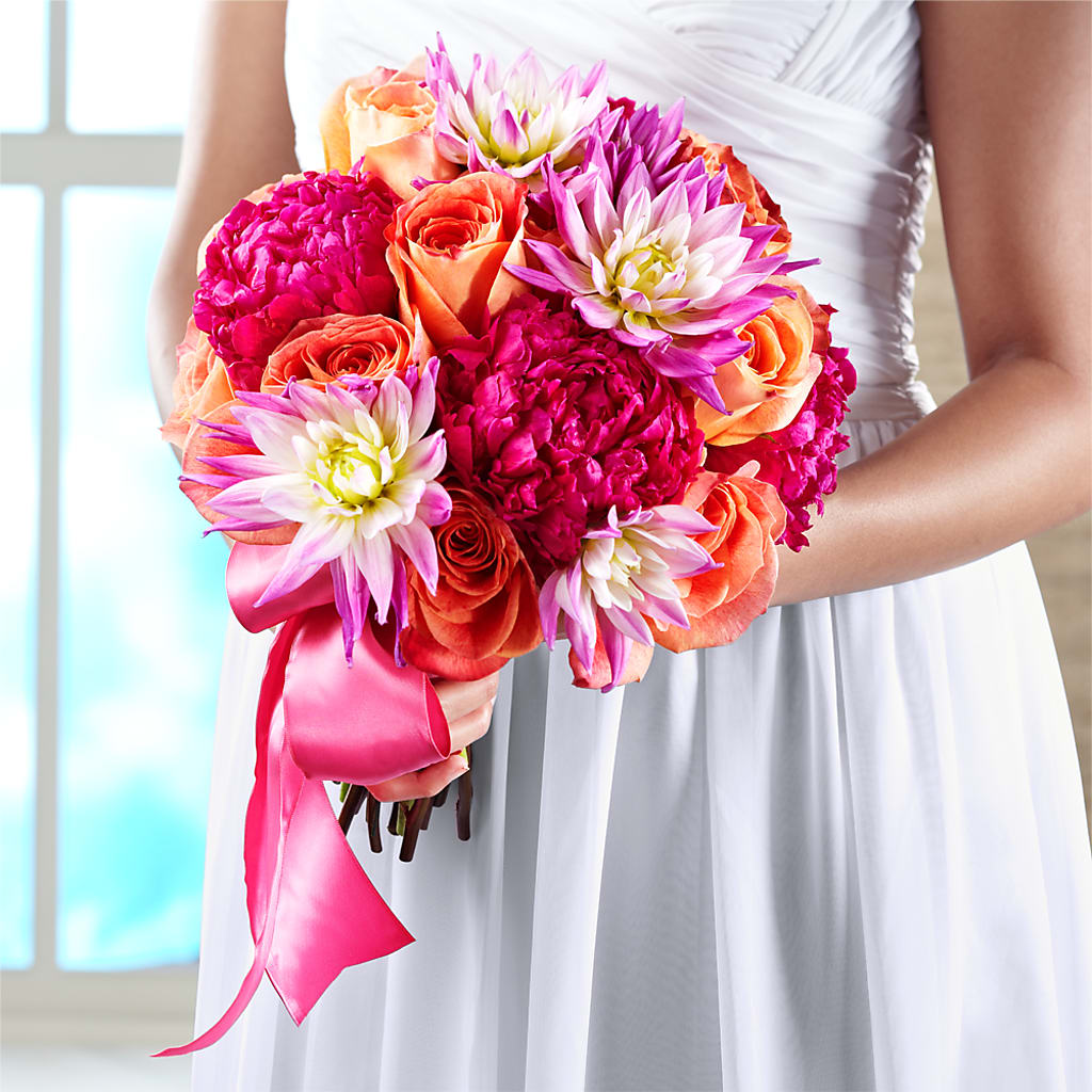 New Love Bouquet – Coach House Floral Inc, Canal Fulton OH