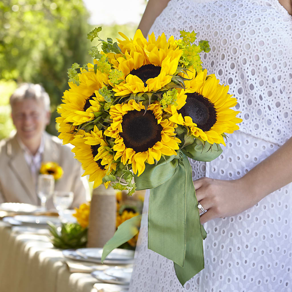 Free Spirit Bouquet – Coach House Floral Inc, Canal Fulton OH