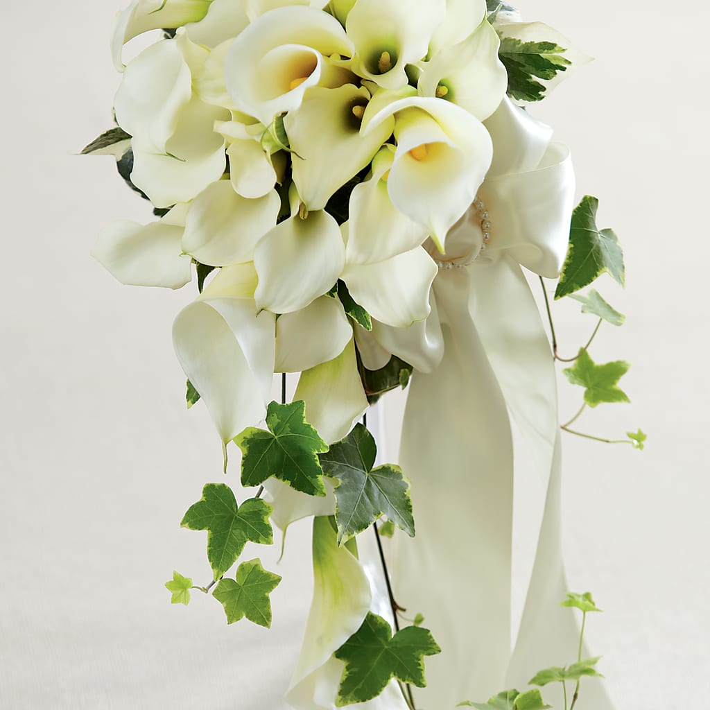 White Chapel Bouquet – Coach House Floral Inc, Canal Fulton OH