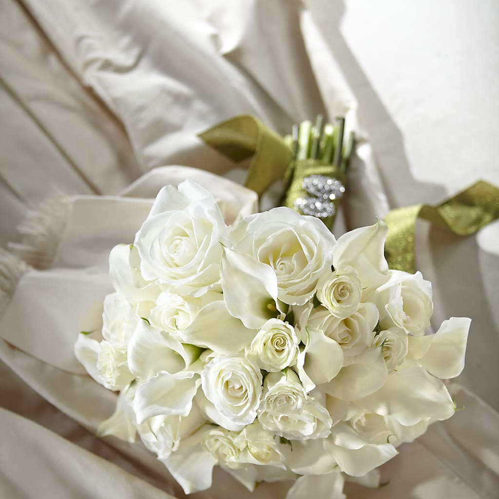 Serene Highness Bouquet – Coach House Floral Inc, Canal Fulton OH
