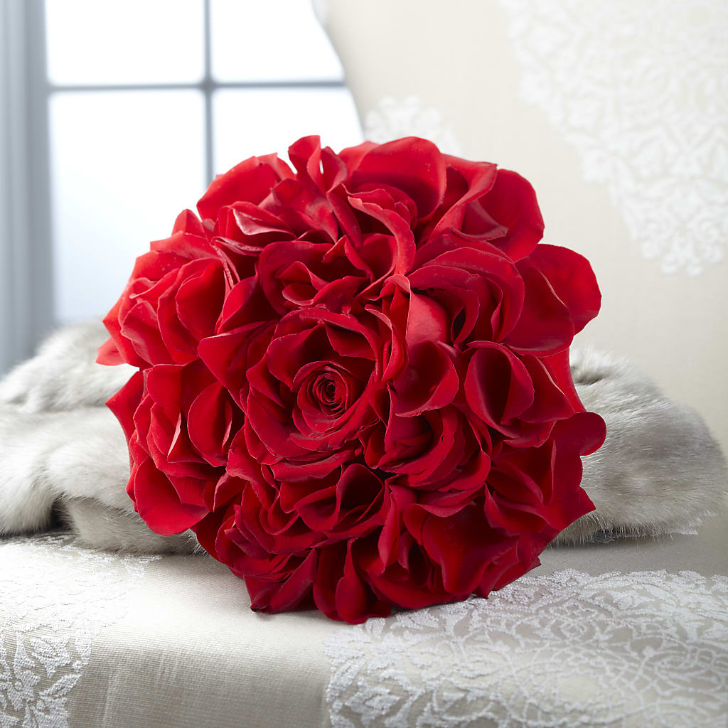 Composite Rose Bouquet – Coach House Floral Inc, Canal Fulton OH